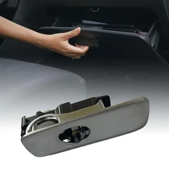 Glove Box Latch Opener дръжка копче резервни части 8U1857131A3Q7 жабка отделение резе събрание за Audi Q3 8U 2012-2014