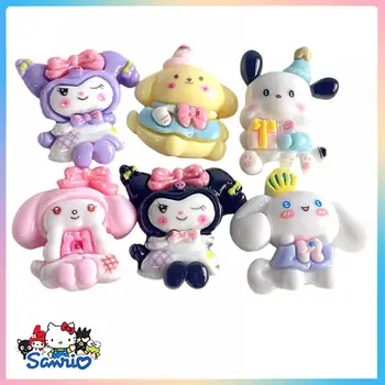 Аниме 5Pcs Sanrios Hello Kitty аксесоари Kuromi Cinnamoroll Melody Pompompurin Pochacco Charms Diy Series Kawaii карикатура играчки