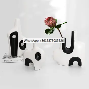Керамична ваза Геометрия Абстрактно черно-бяло Неправилна цветна аранжировка Модерна декорация на дома Занаятчийско обзавеждане