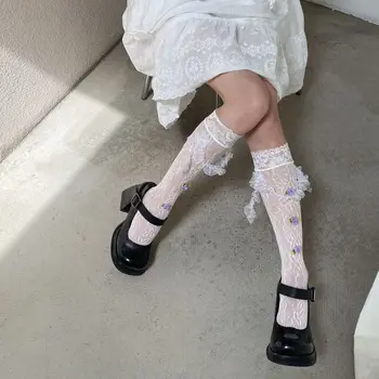 Нови чорапи с цветна мрежа Мода Чорапи със средна тръба Меки сладки чорапи Плътен цвят Чорапи от дантела в средата на прасеца Момичета