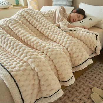 Плюшено кадифено есенно зимно одеяло – меко, уютно и топло за легло, диван, спалня и хол