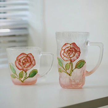 Ръчно рисувана розова розова стъклена чаша с дръжка студена напитка кафе чай чаша вода чаша домашен офис за пиене Teacup 240ML / 300ML подарък