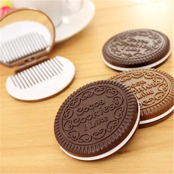 Шоколадова бисквитка форма грим огледало мини джоб огледало с гребен за жени преносим сандвич бисквити сгъваем козметично огледало